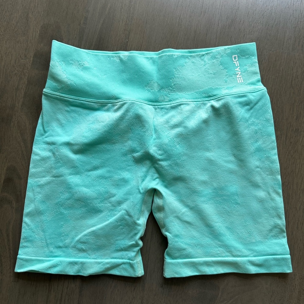 DFYNE shorts
